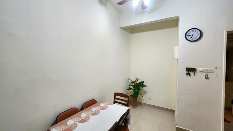 Kondominium untuk Disewa di All Seasons Park - Gan Chun Kai - Dining Room - PropertyGuru.com.my
