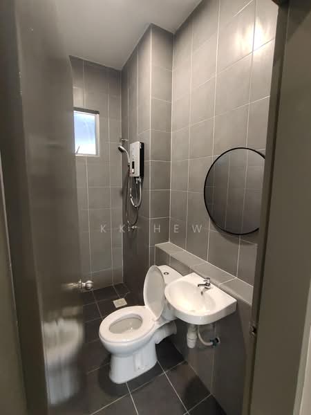 Pangsapuri untuk Disewa di Idaman Abadi - KK HEW - Bathroom - PropertyGuru.com.my