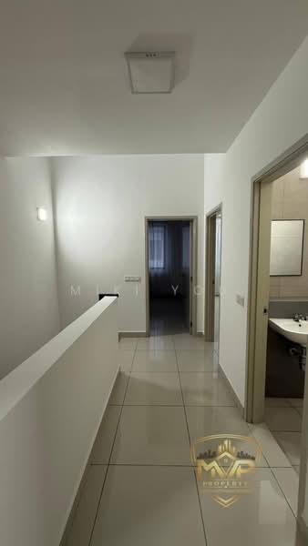 2-storey Terraced House for Rent in Telok Panglima Garang (Selangor) - Miki You - Corridor - PropertyGuru.com.my