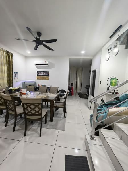 Rumah Kluster untuk Dijual di Taman Mutiara Mas (Skudai) - Tommy Tai - Dining Room - PropertyGuru.com.my