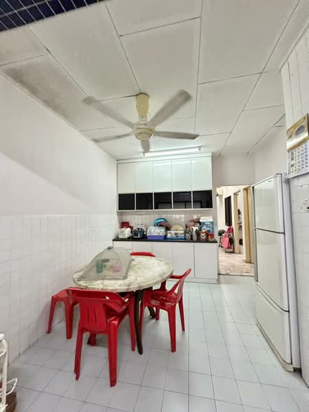 Rumah Teres 1 Tingkat untuk Dijual di Taman Skudai Baru (Skudai) - Tommy Tai - Kitchen - PropertyGuru.com.my