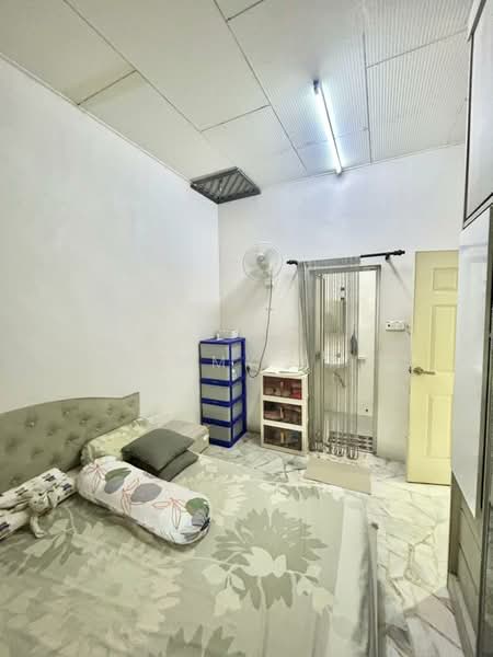 Rumah Teres 1 Tingkat untuk Dijual di Taman Skudai Baru (Skudai) - Tommy Tai - Bedroom - PropertyGuru.com.my