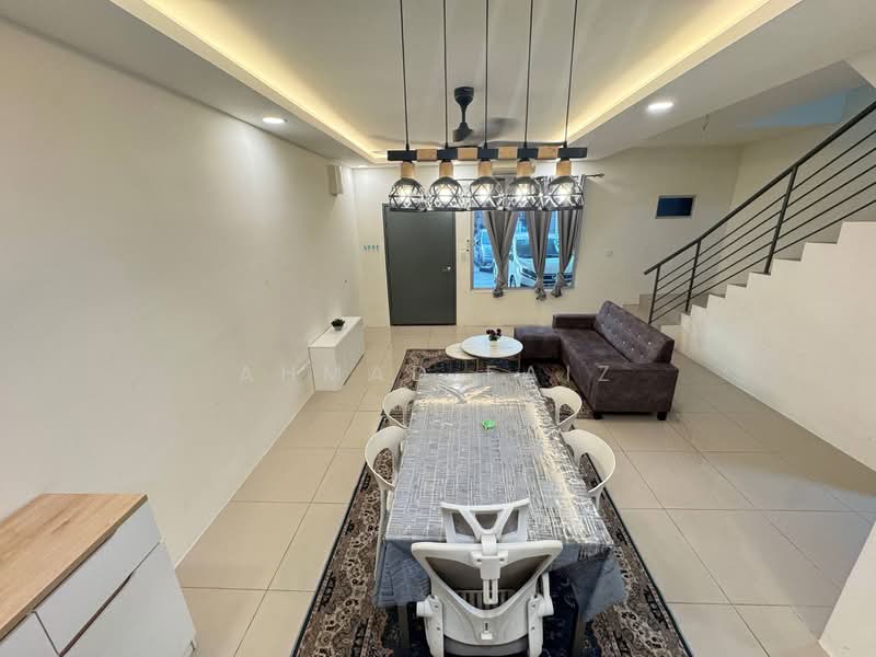 2-storey Terraced House for Rent in Dengkil (Selangor) - Ahmad Faiz - Living Room - PropertyGuru.com.my