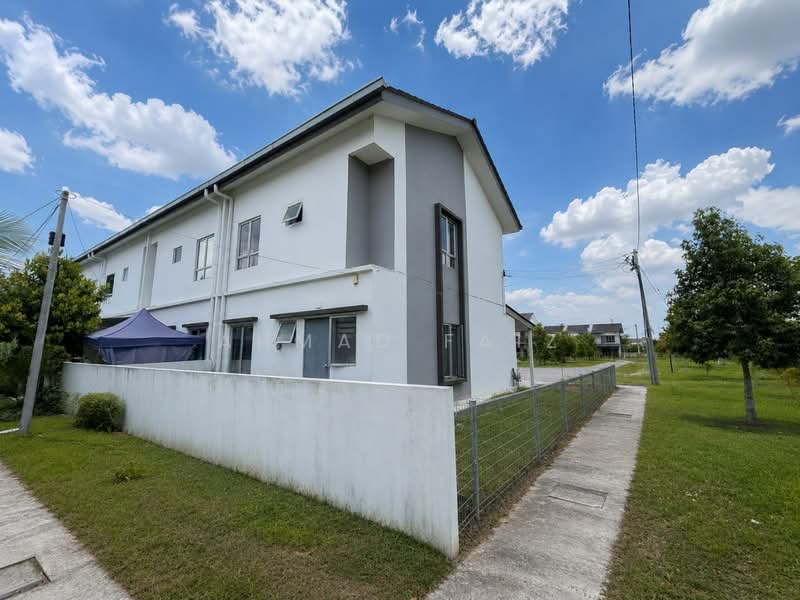 2-storey Terraced House for Rent in Dengkil (Selangor) - Ahmad Faiz - Exterior - PropertyGuru.com.my