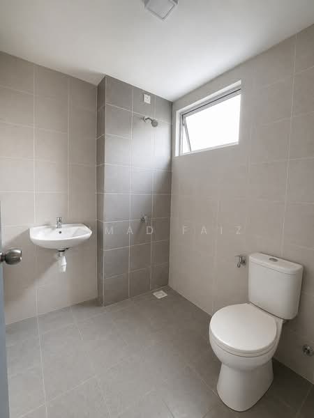 2-storey Terraced House for Rent in Dengkil (Selangor) - Ahmad Faiz - Bathroom - PropertyGuru.com.my