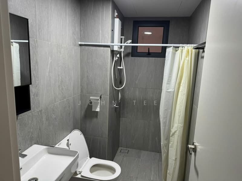 Servis Apartment untuk Disewa di Savvy @ Riana Dutamas - John Tee - Bathroom - PropertyGuru.com.my