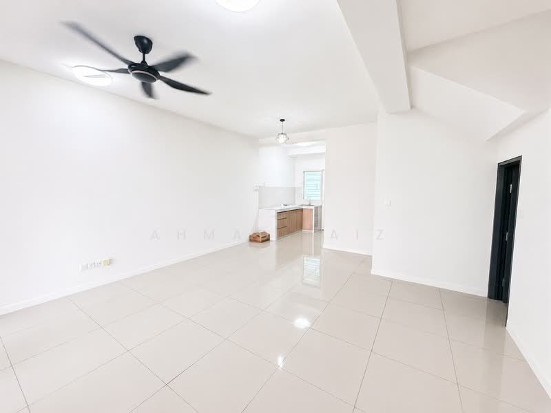 2-storey Terraced House for Rent in Dengkil (Selangor) - Ahmad Faiz - Living Room - PropertyGuru.com.my