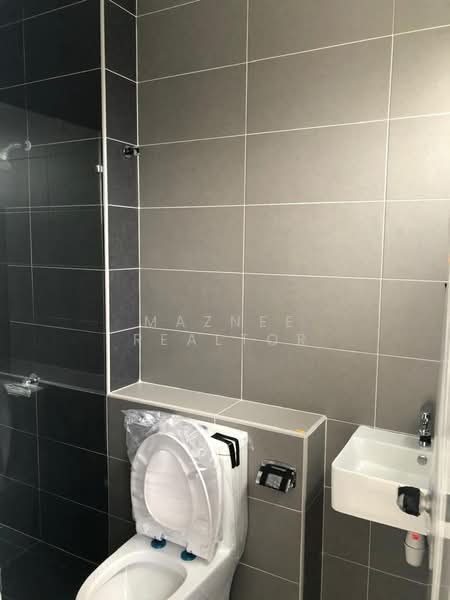 2-storey Terraced House for Rent in Setia Eco Glades (Cyberjaya) - Maznee Realtor - Bathroom - PropertyGuru.com.my