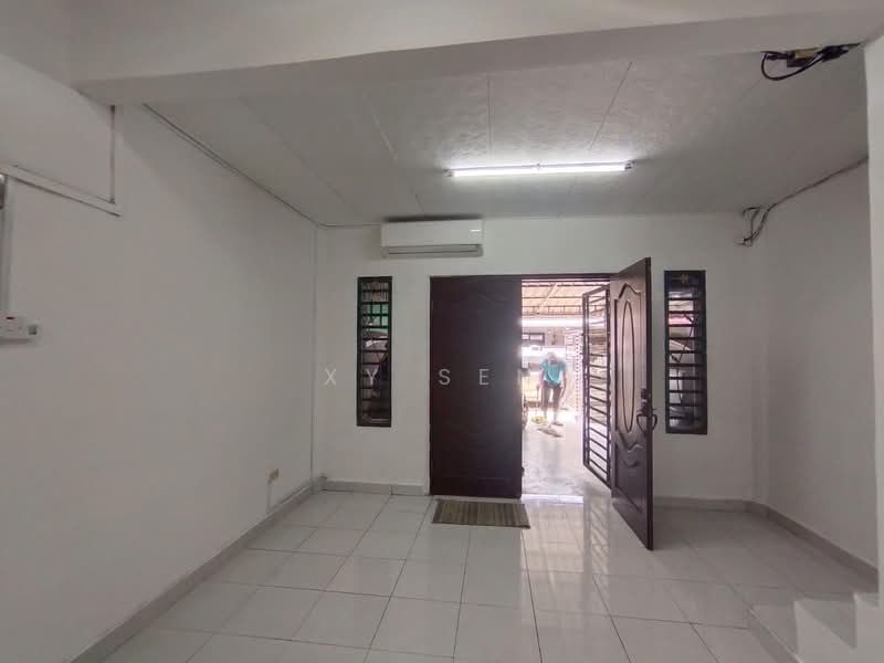 Rumah Teres 2 Tingkat untuk Disewa di Ulu Tiram (Johor) - XY Sen - PropertyGuru.com.my