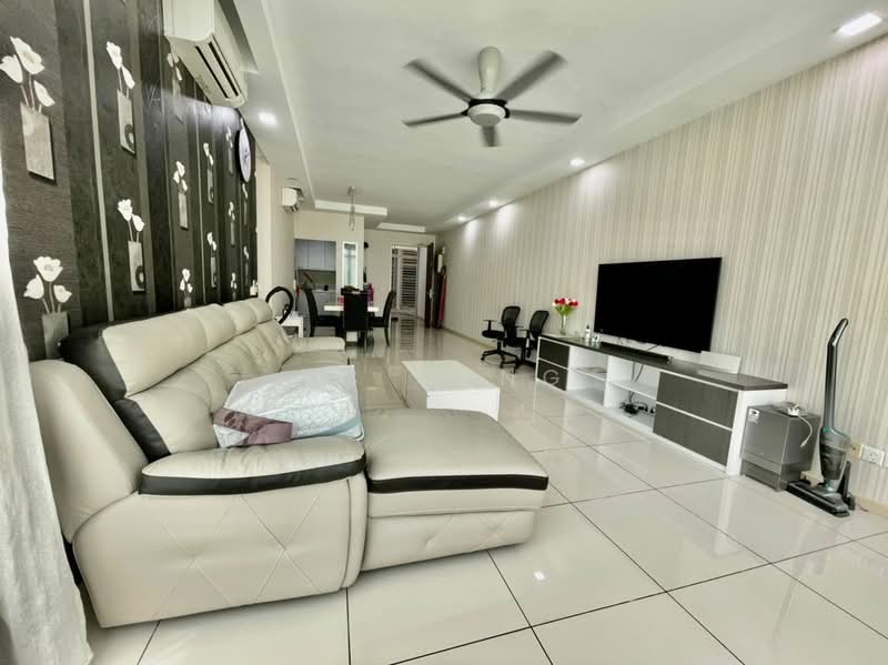 Kondominium untuk Disewa di The Seed Taman Sutera Utama - YC Fung - Living Room - PropertyGuru.com.my