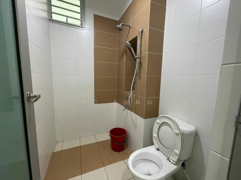 Kondominium untuk Disewa di The Seed Taman Sutera Utama - YC Fung - Bathroom - PropertyGuru.com.my