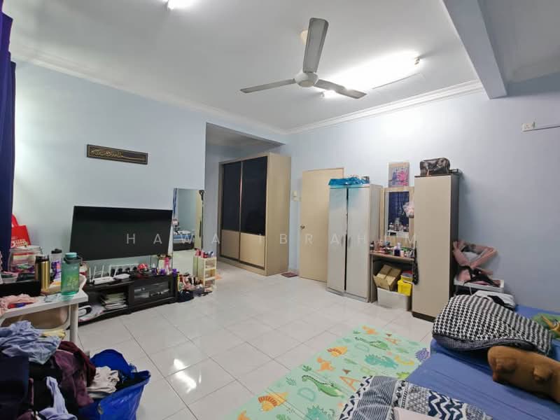 Rumah Teres 2 Tingkat untuk Dijual di Bandar Baru Bangi (Selangor) - Hawa Ibrahim - Living Room - PropertyGuru.com.my