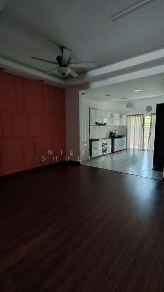 Rumah Teres 2 Tingkat untuk Dijual di Bandar Seri Coalfields (Ijok) - Niesya Shuekry - Living Room - PropertyGuru.com.my