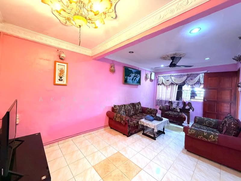 Rumah Teres 2 Tingkat untuk Dijual di Seri Kembangan (Selangor) - Akramin Firdaus Bin Mokhtar - PropertyGuru.com.my