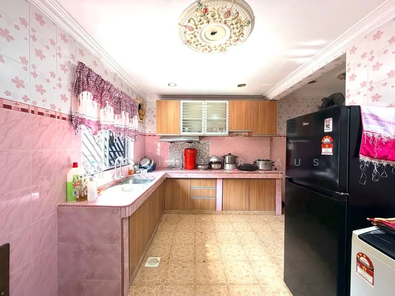 Rumah Teres 2 Tingkat untuk Dijual di Seri Kembangan (Selangor) - Akramin Firdaus Bin Mokhtar - PropertyGuru.com.my
