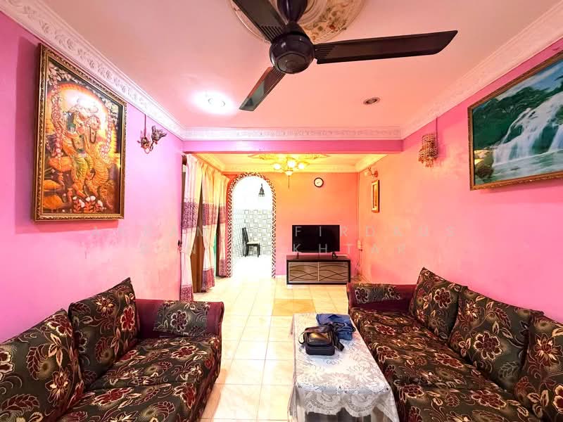 Rumah Teres 2 Tingkat untuk Dijual di Seri Kembangan (Selangor) - Akramin Firdaus Bin Mokhtar - PropertyGuru.com.my