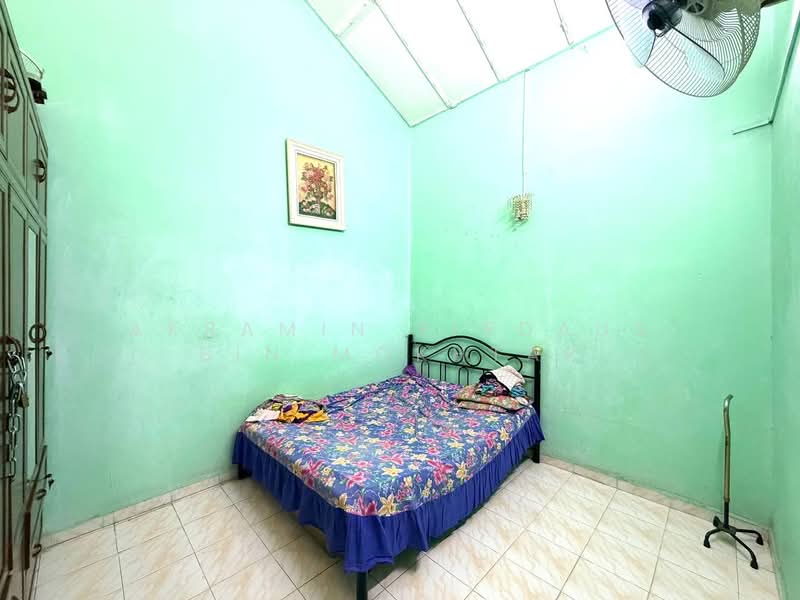 Rumah Teres 2 Tingkat untuk Dijual di Seri Kembangan (Selangor) - Akramin Firdaus Bin Mokhtar - PropertyGuru.com.my