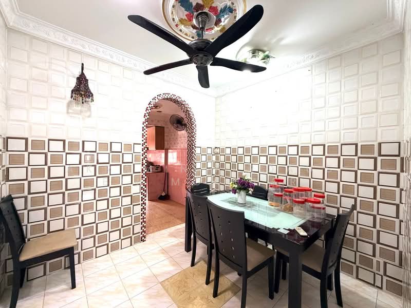 Rumah Teres 2 Tingkat untuk Dijual di Seri Kembangan (Selangor) - Akramin Firdaus Bin Mokhtar - PropertyGuru.com.my