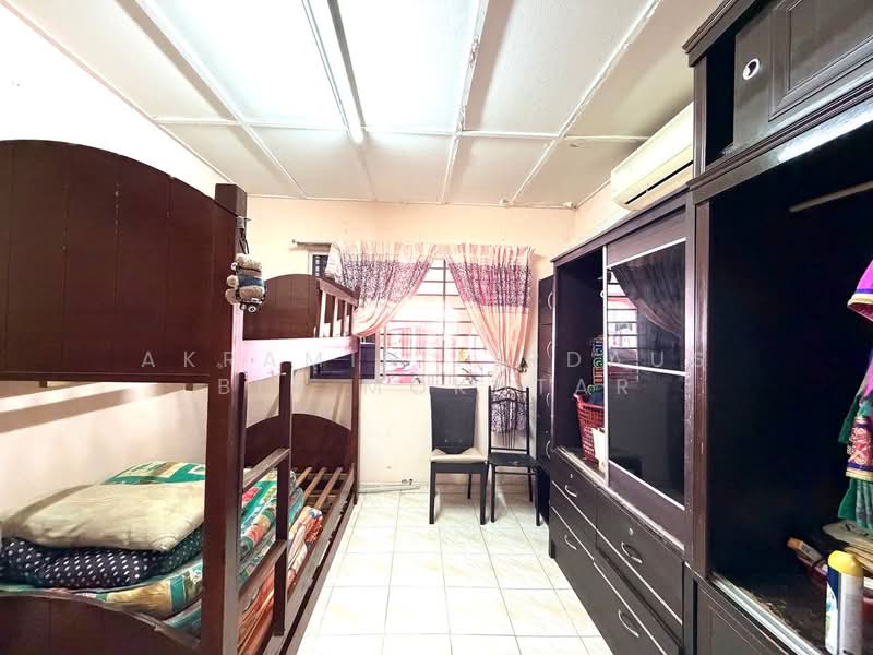 Rumah Teres 2 Tingkat untuk Dijual di Seri Kembangan (Selangor) - Akramin Firdaus Bin Mokhtar - PropertyGuru.com.my