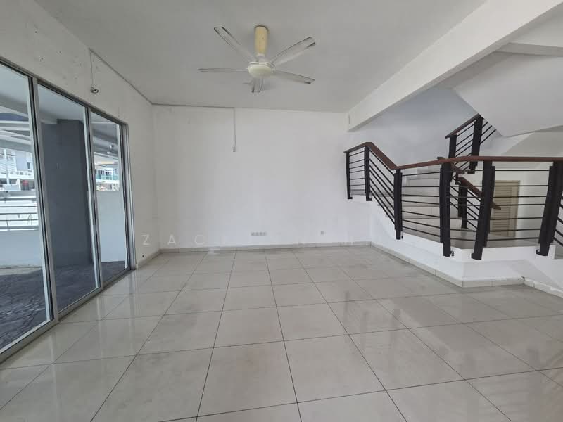 Rumah Teres 2 Tingkat untuk Disewa di Bandar Parklands (Klang) - Zackinn Hoi - Living Room - PropertyGuru.com.my