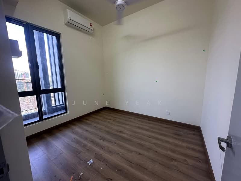 Service Residence for Sale at 8th & Stellar - June Yeak - PropertyGuru.com.my