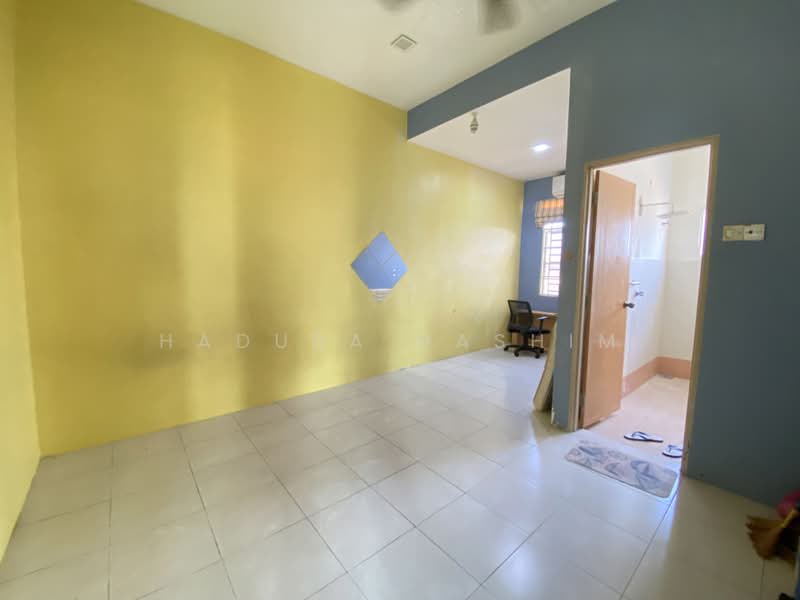Rumah Berkembar untuk Dijual di Taman Yayasan (Kuala Selangor) - Hadura Hashim - PropertyGuru.com.my