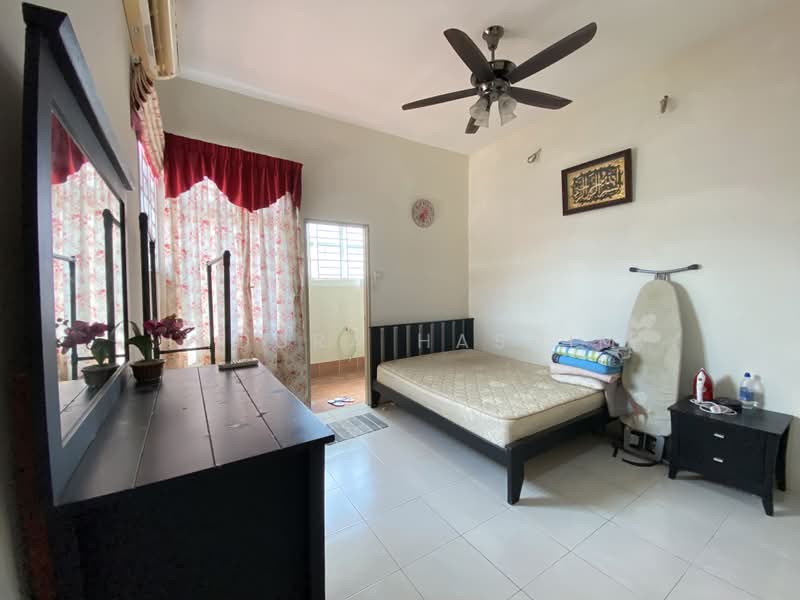 Rumah Berkembar untuk Dijual di Taman Yayasan (Kuala Selangor) - Hadura Hashim - PropertyGuru.com.my