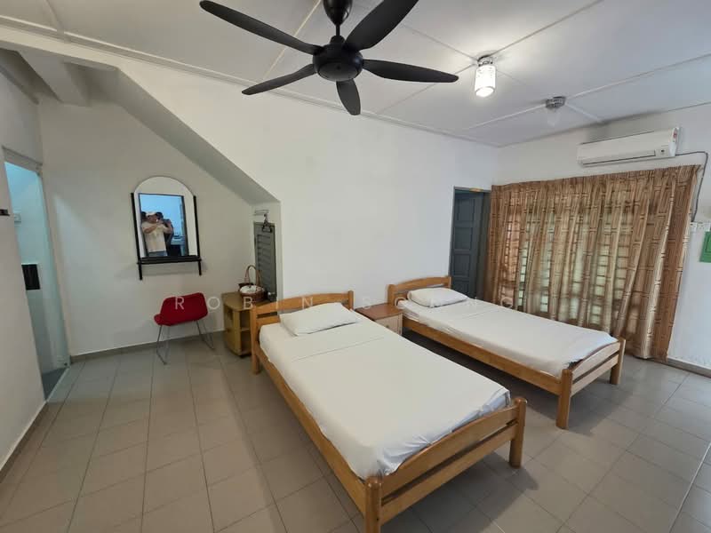Rumah Teres 1.5 Tingkat untuk Dijual di Taman Kota Laksamana Seksyen 2 (Melaka City) - Robin Soong - PropertyGuru.com.my