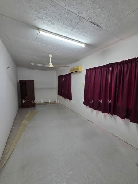 Rumah Teres 1.5 Tingkat untuk Dijual di Taman Kota Laksamana Seksyen 2 (Melaka City) - Robin Soong - PropertyGuru.com.my