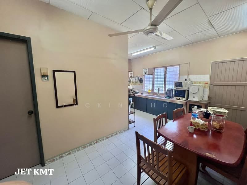 Rumah Teres 2 Tingkat untuk Dijual di Klang (Selangor) - Zackinn Hoi - Kitchen - PropertyGuru.com.my