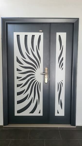 2-storey Terraced House for Sale in Bandar Seri Alam (Masai) - Daniel Yong - Entrance - PropertyGuru.com.my