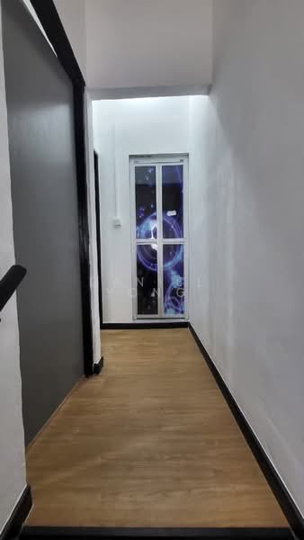 2-storey Terraced House for Sale in Bandar Seri Alam (Masai) - Daniel Yong - Corridor - PropertyGuru.com.my