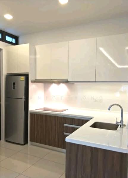 Servis Apartment untuk Disewa di Setia Sky 88 - Janice Yong - Kitchen - PropertyGuru.com.my