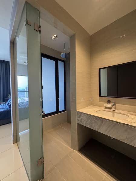 Servis Apartment untuk Disewa di Cyperus @ Tropicana Gardens - Max Tan - Bathroom - PropertyGuru.com.my