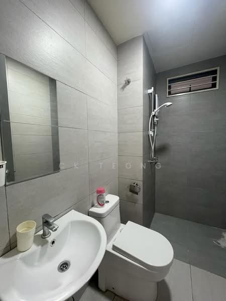 Servis Apartment untuk Disewa di KL Traders Square - CK Teong - Bathroom - PropertyGuru.com.my