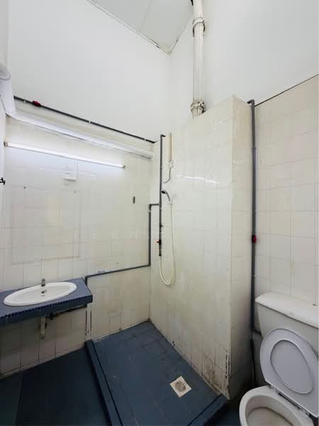 2-storey Terraced House for Sale in Taman Tun Dr Ismail (Kuala Lumpur) - Fernn Ang - Bathroom - PropertyGuru.com.my