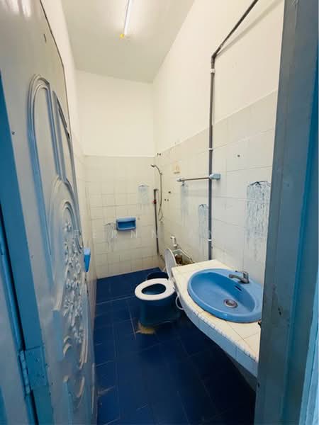 2-storey Terraced House for Sale in Taman Tun Dr Ismail (Kuala Lumpur) - Fernn Ang - Bathroom - PropertyGuru.com.my