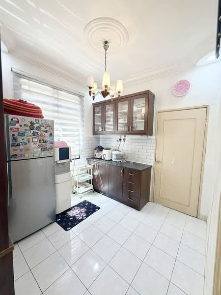 2-storey Terraced House for Sale in Taman Sri Pulai Perdana (Skudai) - Sufi Norman - Kitchen - PropertyGuru.com.my