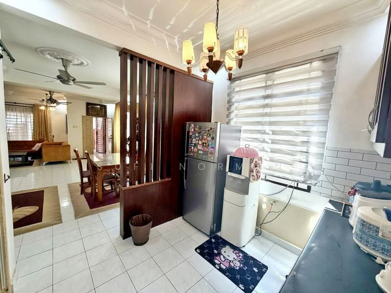 2-storey Terraced House for Sale in Taman Sri Pulai Perdana (Skudai) - Sufi Norman - Living Room - PropertyGuru.com.my