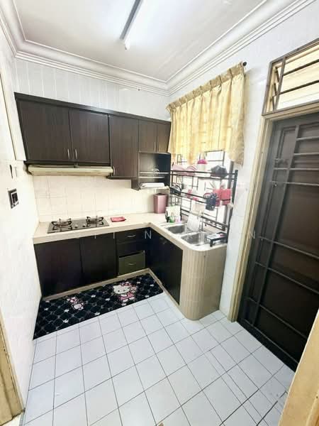 2-storey Terraced House for Sale in Taman Sri Pulai Perdana (Skudai) - Sufi Norman - Kitchen - PropertyGuru.com.my
