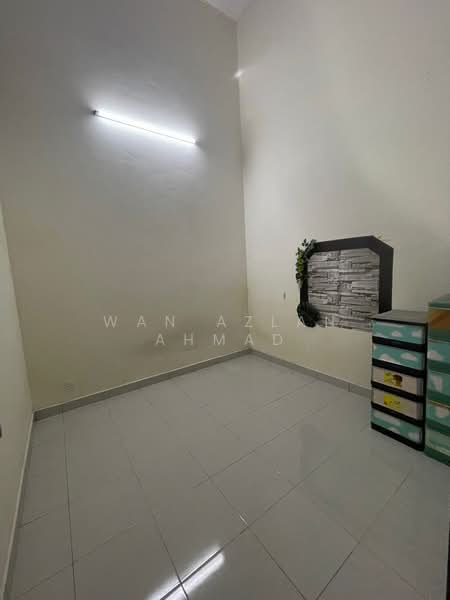 1-storey Terraced House for Sale in Bandar Putera 2 (Klang) - Wan Azlan Ahmad - PropertyGuru.com.my