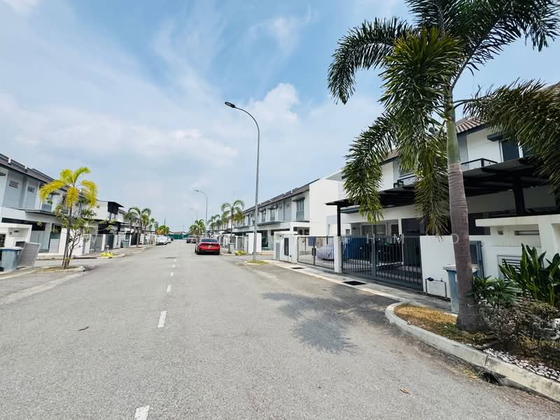 Rumah Teres 2 Tingkat untuk Dijual di Bandar Mahkota (Banting) - Wan Azlan Ahmad - PropertyGuru.com.my