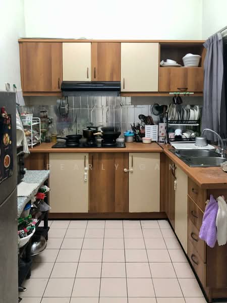 Condominium for Rent at Ridzuan Condominium - Pearly Gan - Kitchen - PropertyGuru.com.my