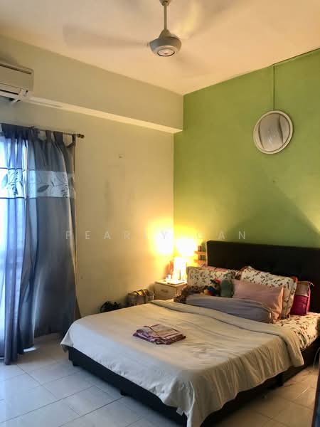 Condominium for Rent at Ridzuan Condominium - Pearly Gan - Bedroom - PropertyGuru.com.my