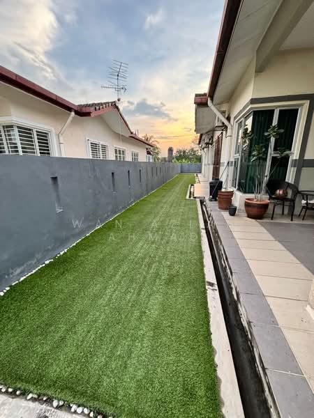 Semi-Detached House for Sale in Taman Meru Harapan (Kapar) - Wan Azlan Ahmad - PropertyGuru.com.my
