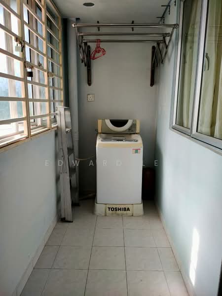 Pangsapuri untuk Disewa di Relau Vista Apartment - Edward Lee - Balcony - PropertyGuru.com.my