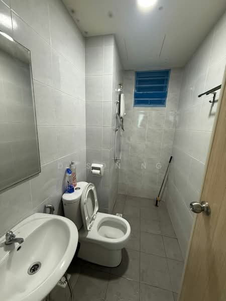 Condominium for Rent at i-Santorini - Dyson Ng - Bathroom - PropertyGuru.com.my