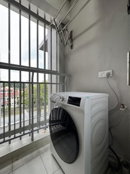 Servis Apartment untuk Disewa di Cantara Residences - David Sin - Balcony - PropertyGuru.com.my