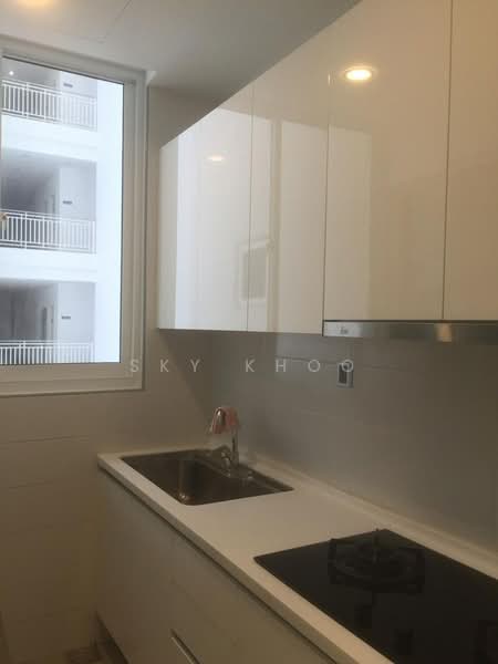 Servis Apartment untuk Dijual di Paragon Residences @ Straits View - Sky Khoo - Kitchen - PropertyGuru.com.my
