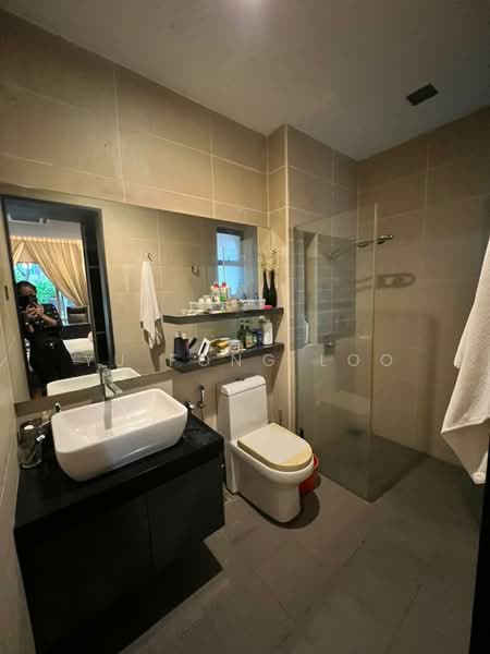 Bungalow for Sale in Kota Kemuning (Shah Alam) - YU FONG LOO - Bathroom - PropertyGuru.com.my